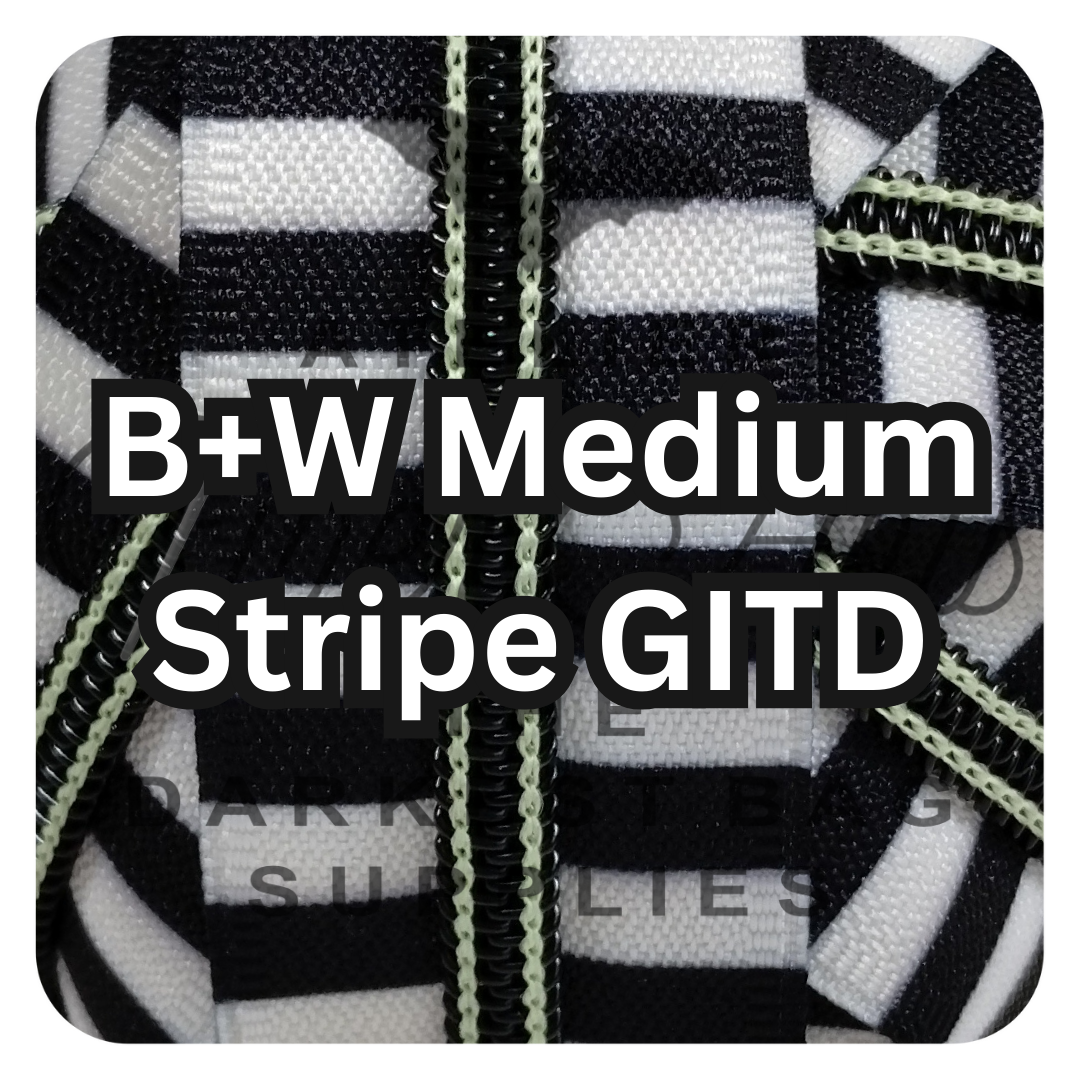 #5 Zipper - B&W Medium Stripes - by the meter - GITD Black Teeth at Atelier Fiber Arts