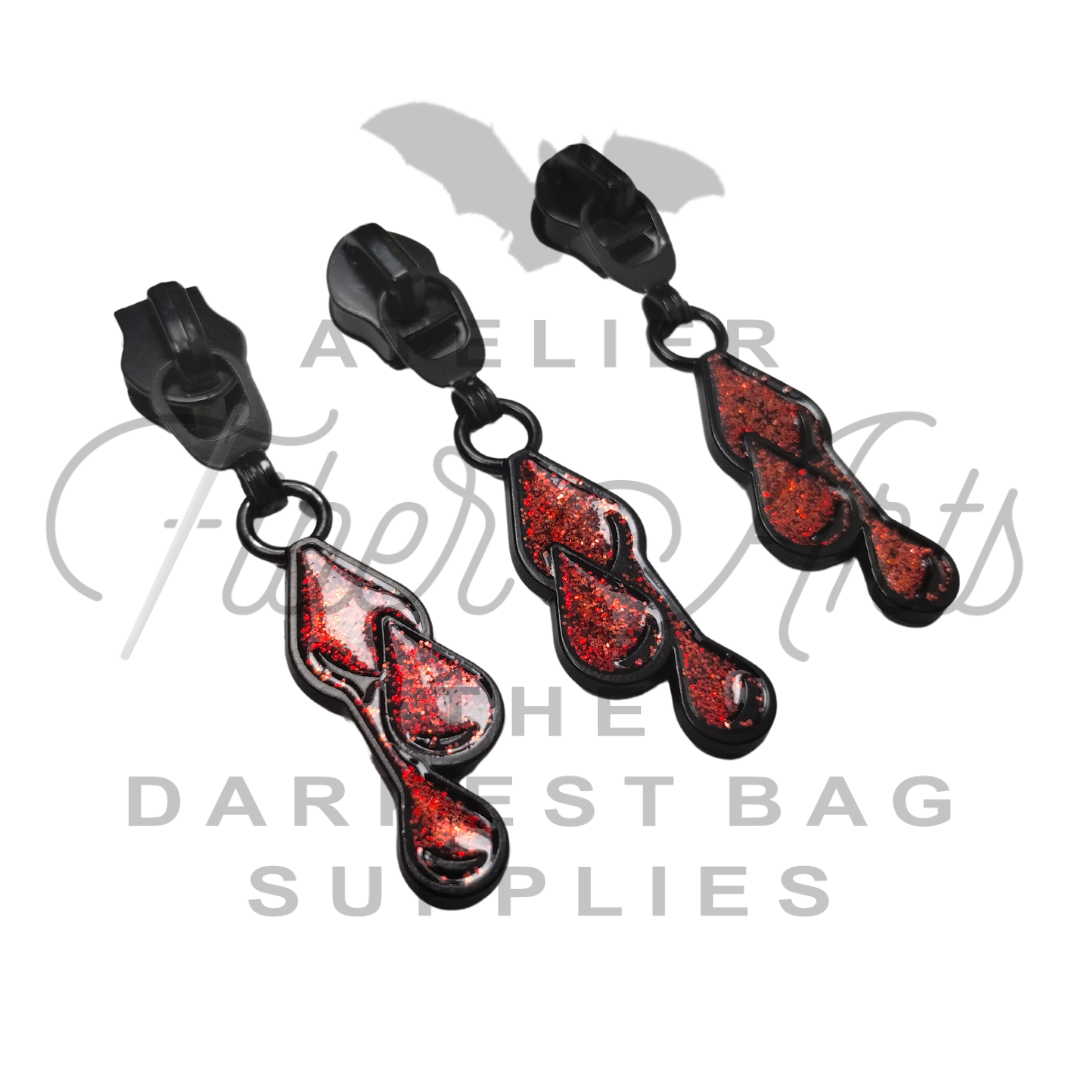 #5 Blood Droplets Enamel Nylon Zipper Pulls - Matte Black - 3pcs at Atelier Fiber Arts