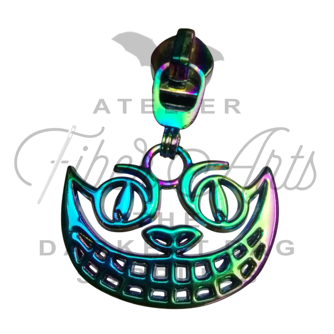 #5 Cheshire Grin Nylon Zipper Pulls in Various Finishes - 3pcs at Atelier Fiber Arts