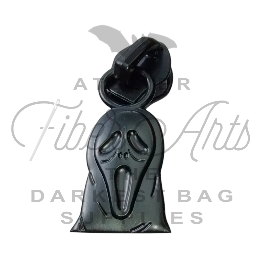 #5 Ghost Face in Nylon Zipper Pulls in Matte Black - 3pcs at Atelier Fiber Arts