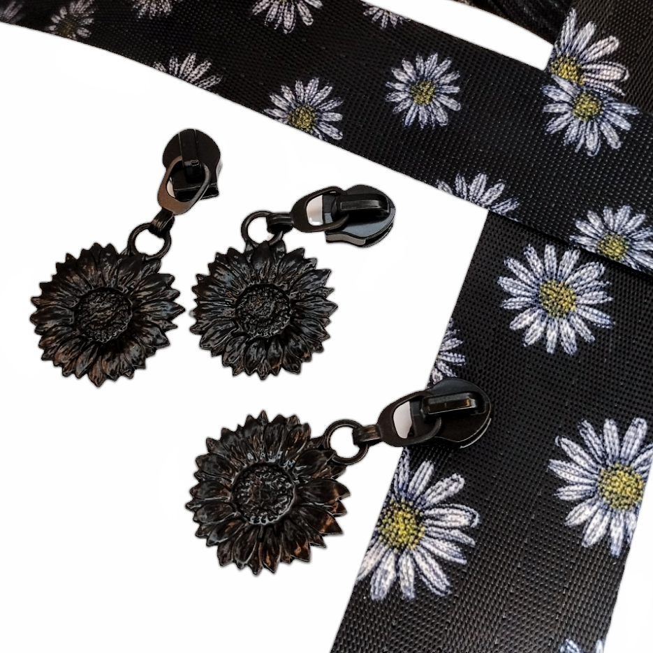 #5 Sunny Disposition - Nylon Zipper Pulls - Matte Black - 3pcs at Atelier Fiber Arts