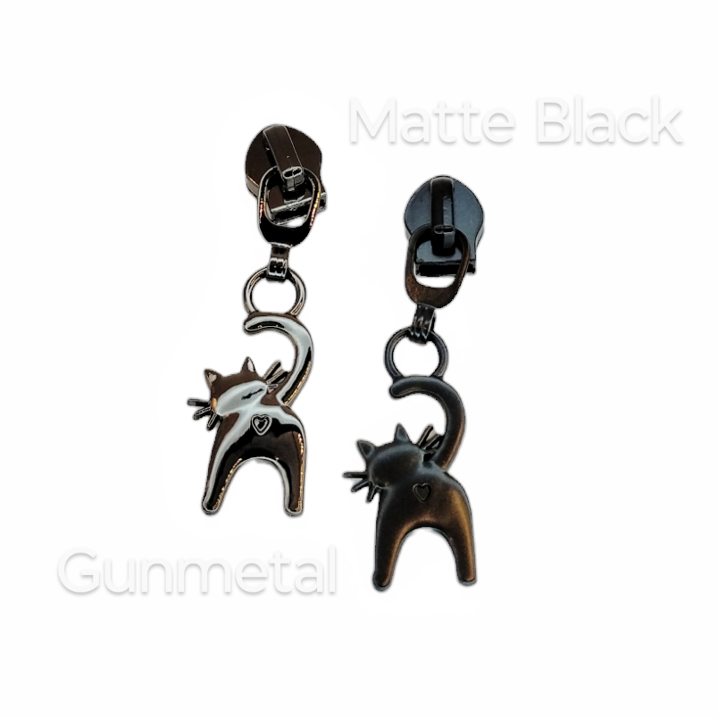 #5 Zoe's Poot - Black Heart - Nylon Zipper Pulls in Gunmetal - 3pcs at Atelier Fiber Arts