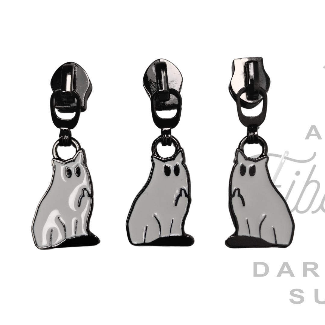 #5 Snarky Ghost Kitty Nylon Zipper Pulls - Gunmetal - 3pcs at Atelier Fiber Arts