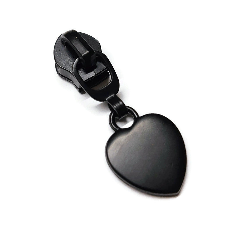 #5 Dark Heart Nylon Zipper Pulls in Matte Black - 3pcs Atelier Fiber Arts